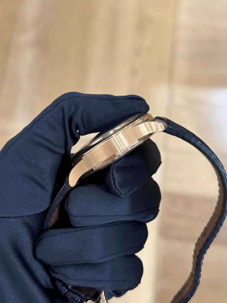 Roger Dubuis Hommage H43 Tri-retrograde Extra Large RG LE 28 pcs Box + Technical Instructions